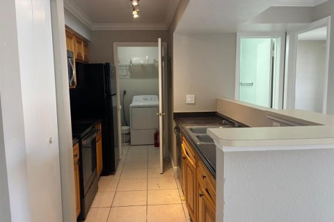 Condo in Kissimmee, Florida, 2 bedrooms  № 2226558 - photo 6