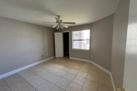 Condo in Kissimmee, Florida, 2 bedrooms  № 2226558 - photo 24