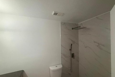 Condo in Kissimmee, Florida, 2 bedrooms  № 2226558 - photo 18