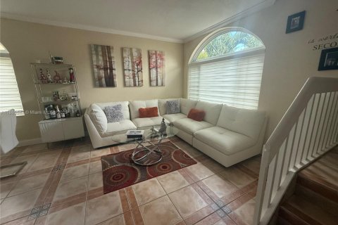 Купить виллу или дом в Пемброк-Пайнс, Флорида 3 спальни, 158.77м2, № 1991850 - фото 7