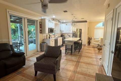 Купить виллу или дом в Пемброк-Пайнс, Флорида 3 спальни, 158.77м2, № 1991850 - фото 25