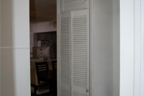 Купить виллу или дом в Хайалиа, Флорида 3 спальни, 152.55м2, № 2060862 - фото 28