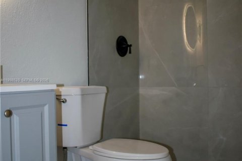 Купить виллу или дом в Хайалиа, Флорида 3 спальни, 152.55м2, № 2060862 - фото 19