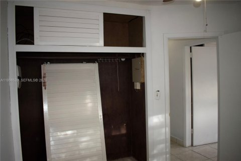 Купить виллу или дом в Хайалиа, Флорида 3 спальни, 152.55м2, № 2060862 - фото 27