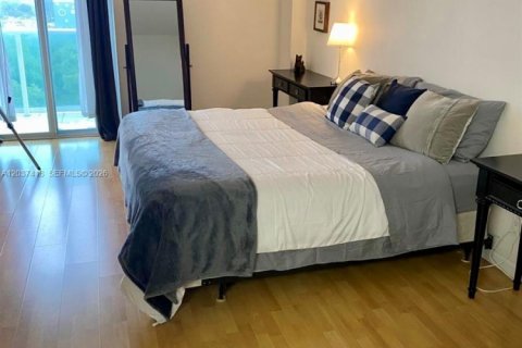 Condo in Sunny Isles Beach, Florida, 2 bedrooms № 2185895 - photo 18
