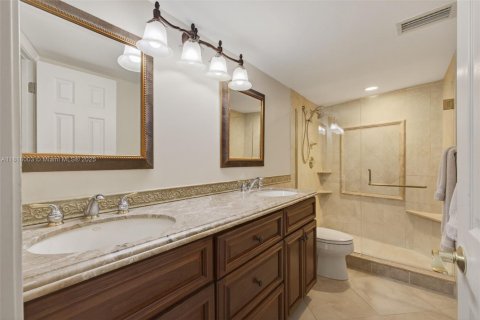 Condo in Riviera Beach, Florida, 2 bedrooms  № 1779819 - photo 18
