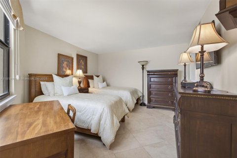 Condo in Riviera Beach, Florida, 2 bedrooms  № 1779819 - photo 21