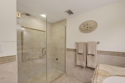 Condo in Riviera Beach, Florida, 2 bedrooms  № 1779819 - photo 27