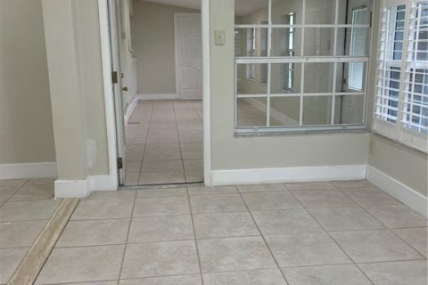 House in Punta Gorda, Florida 3 bedrooms, 106 sq.m. № 1874117 - photo 12