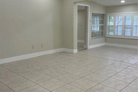House in Punta Gorda, Florida 3 bedrooms, 106 sq.m. № 1874117 - photo 9