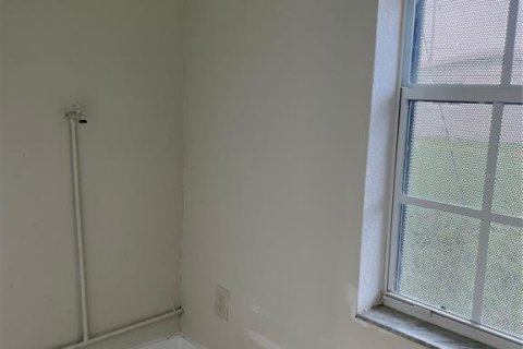 House in Punta Gorda, Florida 3 bedrooms, 106 sq.m. № 1874117 - photo 17