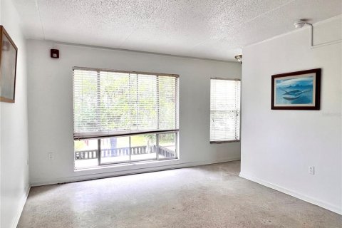 Apartamento en alquiler en Gainesville, Florida, 2 dormitorios, 75.44 m2 № 1787573 - foto 3