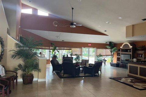 Apartamento en alquiler en Tamarac, Florida, 2 dormitorios, 88.16 m2 № 2010437 - foto 25