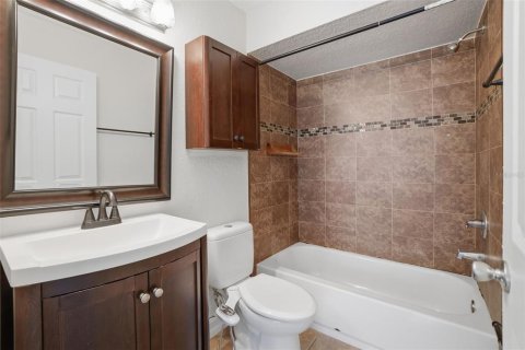 Condo in Sanford, Florida, 2 bedrooms  № 2148789 - photo 21