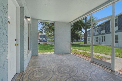 Condo in Sanford, Florida, 2 bedrooms  № 2148789 - photo 5