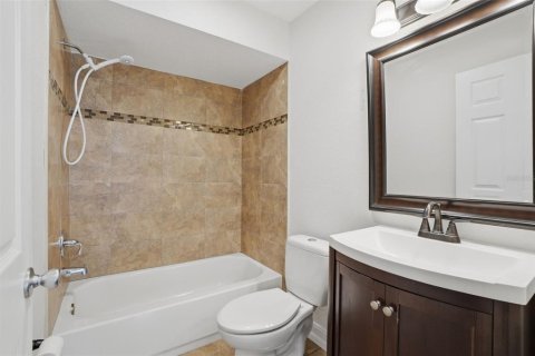 Condo in Sanford, Florida, 2 bedrooms  № 2148789 - photo 25