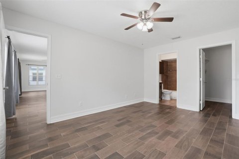 Condo in Sanford, Florida, 2 bedrooms  № 2148789 - photo 19