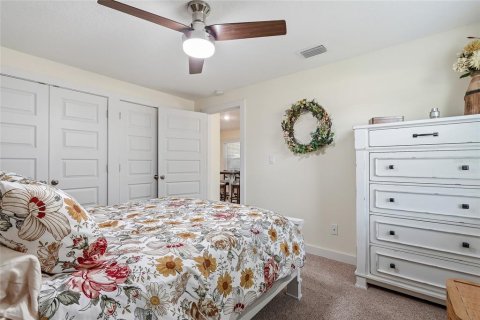 House in New Port Richey, Florida 2 bedrooms, 92.53 sq.m. № 2325028 - photo 29