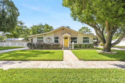 House in New Port Richey, Florida 2 bedrooms, 92.53 sq.m. № 2325028 - photo 5