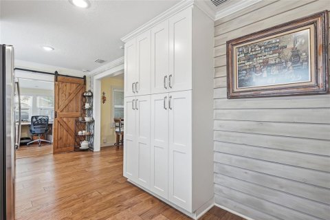 House in New Port Richey, Florida 2 bedrooms, 92.53 sq.m. № 2325028 - photo 21