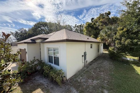 House in Orlando, Florida 3 bedrooms, 132.76 sq.m. № 2232878 - photo 29