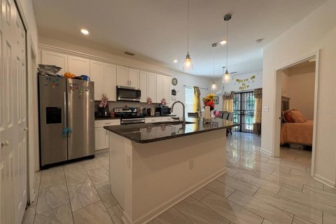 House in Orlando, Florida 3 bedrooms, 132.76 sq.m. № 2232878 - photo 8