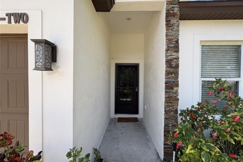 House in Orlando, Florida 3 bedrooms, 132.76 sq.m. № 2232878 - photo 3