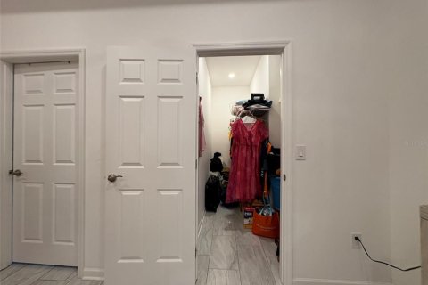House in Orlando, Florida 3 bedrooms, 132.76 sq.m. № 2232878 - photo 18