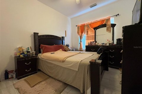 House in Orlando, Florida 3 bedrooms, 132.76 sq.m. № 2232878 - photo 24