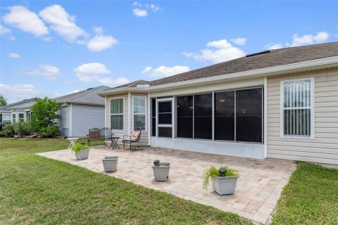 House in Inverness, Florida 2 bedrooms, 166.3 sq.m. № 2216578 - photo 23