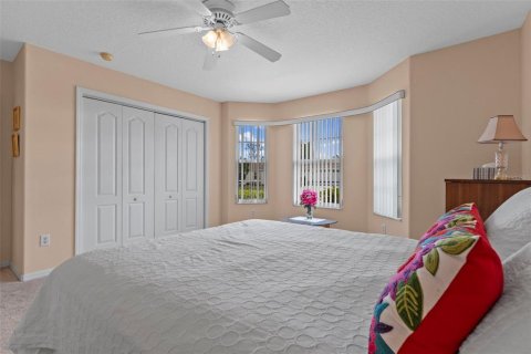 House in Inverness, Florida 2 bedrooms, 166.3 sq.m. № 2216578 - photo 14