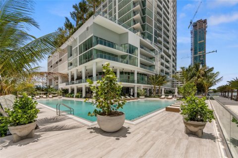 Condo in Miami, Florida, 2 bedrooms  № 1888963 - photo 23