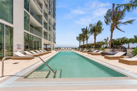 Condo in Miami, Florida, 2 bedrooms  № 1888963 - photo 29