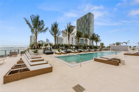 Condo in Miami, Florida, 2 bedrooms  № 1888963 - photo 30