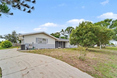 Casa en venta en Port Richey, Florida, 3 dormitorios, 121.52 m2 № 2411573 - foto 25