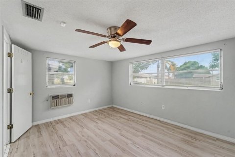 Casa en venta en Port Richey, Florida, 3 dormitorios, 121.52 m2 № 2411573 - foto 14