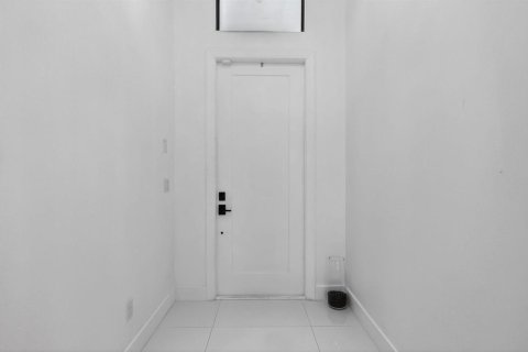 Villa ou maison à louer à Port St. Lucie, Floride: 3 chambres, 212.65 m2 № 2387107 - photo 5