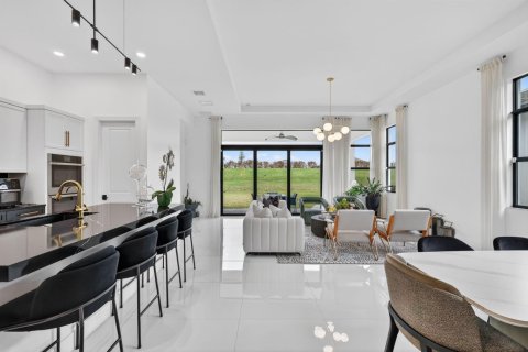 Villa ou maison à louer à Port St. Lucie, Floride: 3 chambres, 212.65 m2 № 2387107 - photo 12