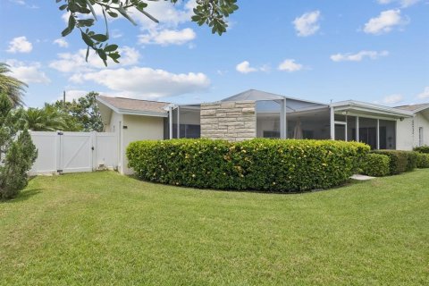 House in Largo, Florida 3 bedrooms, 138.89 sq.m. № 1853362 - photo 2