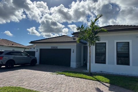Commercial property in Homestead, Florida 1 bedroom, 193.98 sq.m. № 1950885 - photo 9