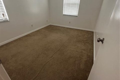 Casa en alquiler en Tampa, Florida, 4 dormitorios, 136.19 m2 № 1915165 - foto 19