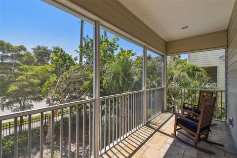 Touwnhouse à vendre à Saint Petersburg, Floride: 3 chambres, 183.02 m2 № 1777292 - photo 22