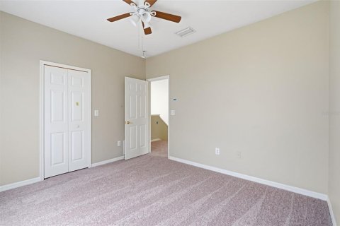 Casa en venta en Wesley Chapel, Florida, 3 dormitorios, 217.48 m2 № 2322642 - foto 24