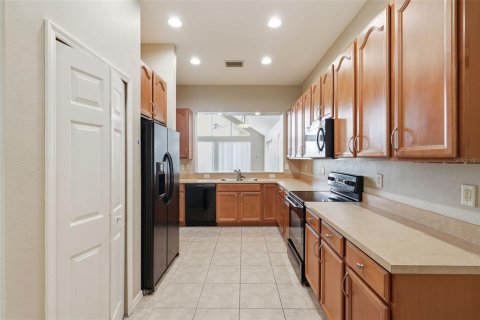 Casa en venta en Wesley Chapel, Florida, 3 dormitorios, 217.48 m2 № 2322642 - foto 16
