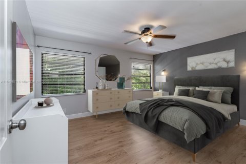 Casa en venta en Davie, Florida, 4 dormitorios, 181.9 m2 № 1840795 - foto 19