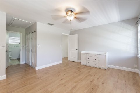 Casa en venta en Davie, Florida, 4 dormitorios, 181.9 m2 № 1840795 - foto 21