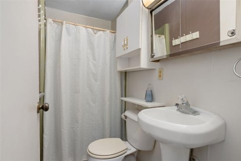 House in Port Richey, Florida 2 bedrooms, 94.48 sq.m. № 1883318 - photo 26