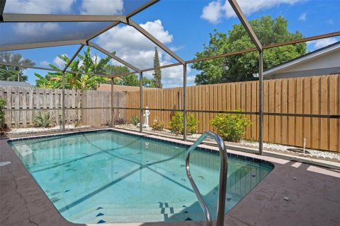 House in Port Richey, Florida 2 bedrooms, 94.48 sq.m. № 1883318 - photo 20