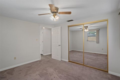House in Port Richey, Florida 2 bedrooms, 94.48 sq.m. № 1883318 - photo 18