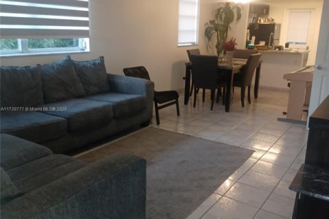 Copropriété à vendre à Davie, Floride: 2 chambres, 92.9 m2 № 1488141 - photo 3